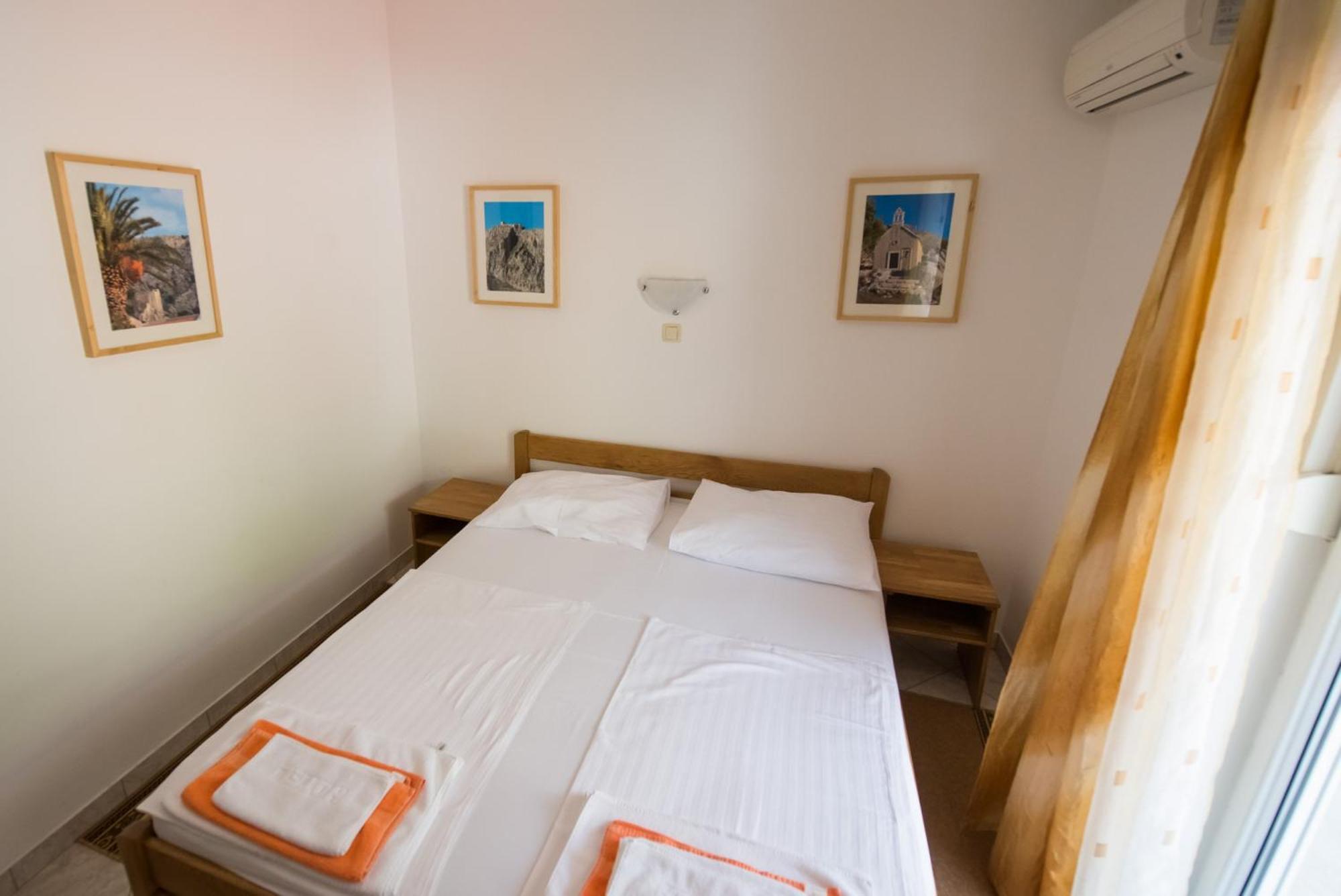 Bed And Breakfast Pero 3 Min Walk To The Beach Lokva Rogoznica Exteriér fotografie